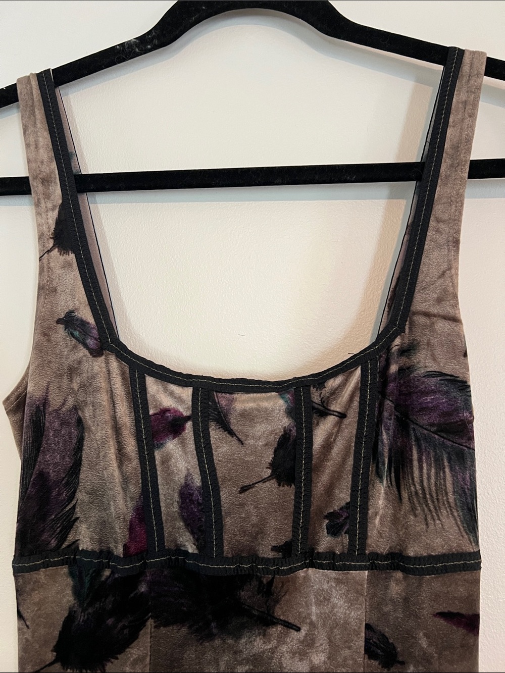 Rare find: VINTAGE BETSEY JOHNSON Feather Velvet Maxi Dress - Small - Picture 3 of 7